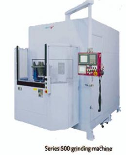 koyama-stroji1.jpg
